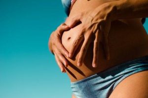 Stretch Marks on Stomach After Pregnancy Causes, Prevention, and Treatment
